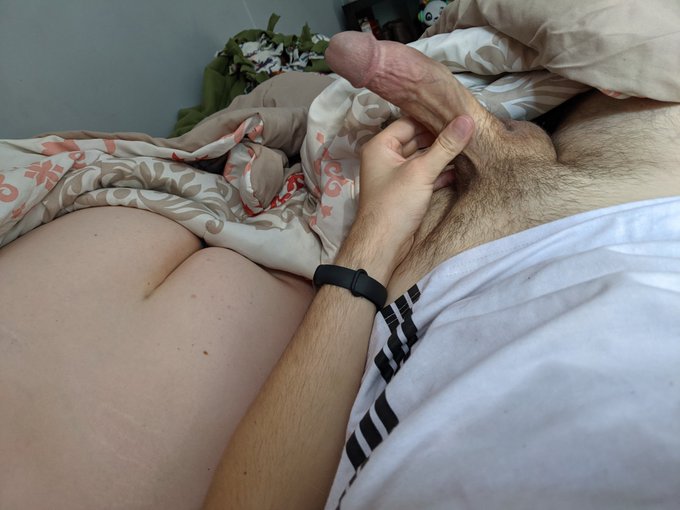 Alpha Cock and Pup Butt 😎 https://t.co/zSC5AxY2Er