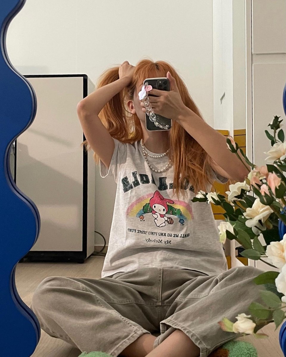 JoylaEnd's tweet photo. No context just.. small Patrick. And more selfie. https://t.co/aMcsgRHK02