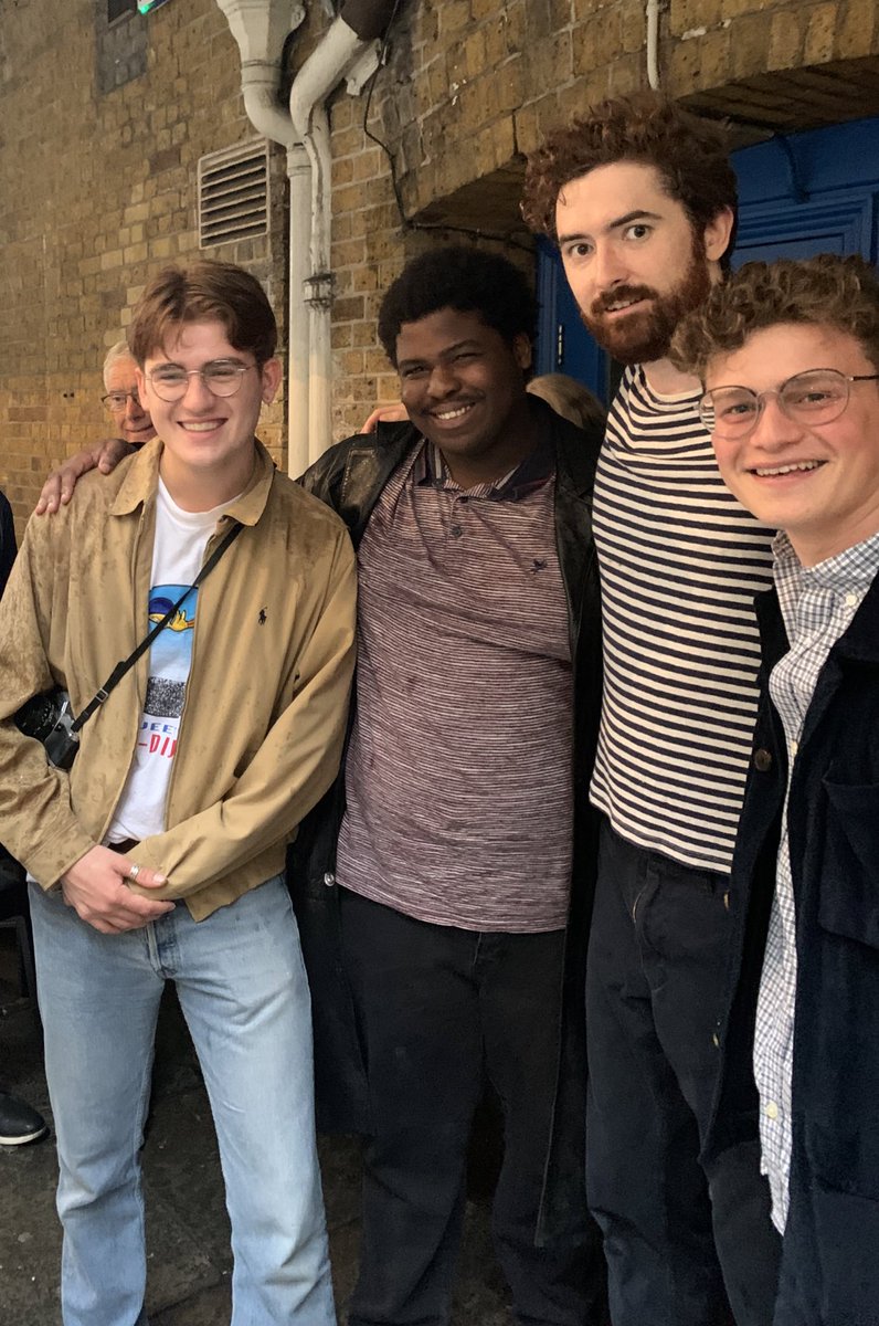 Come on, there really was no doubt <a href="/TheComebackPlay/">The Comeback</a> would be incredible. <a href="/thepincomedy/">The Pin</a> have a real gem up their sleeves (along with a bunch of grapes and a taser…) Such a pleasure meeting <a href="/BenAshenden/">Teslashenden</a> as well (think <a href="/_AlexOwen_/">Alexander Owen</a> was still taking bows)