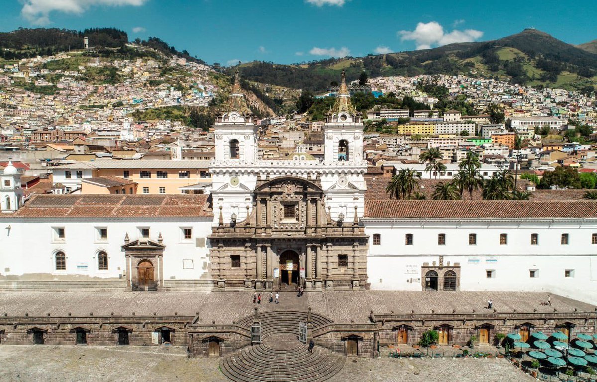 danivala1808's tweet photo. He sido nombrada Secretaria General de Seguridad del Distrito Metropolitano de Quito. Mi compromiso es con los quiteños que esperan sentirse menos inseguros en la ciudad.

Entregaré mi conocimiento profesional y experiencia en la elaboración de políticas de seguridad… https://t.co/eLXbGh7k9c