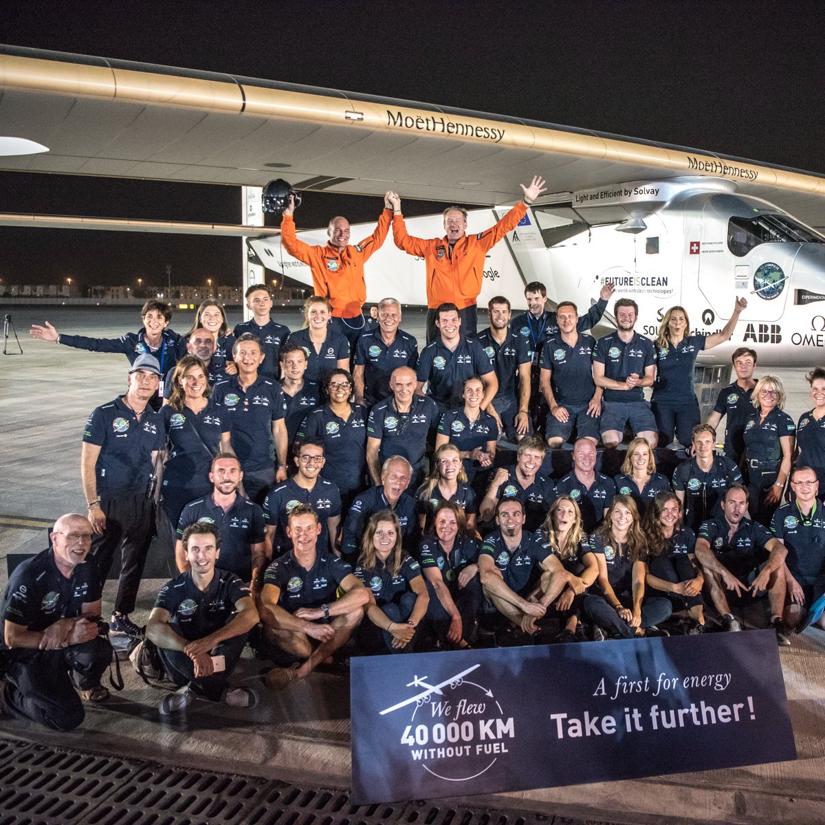 bertrandpiccard's tweet image. It always sounds easy once done. Trust me it wasn’t. 5 years ago today, I successfully landed w/ @Solarimpulse completing the first round-the-world solar flight.
From an experimental airplane, the Foundation took it further w/ #beyond1000solutions & @andreborschberg w/ @H55aEro.