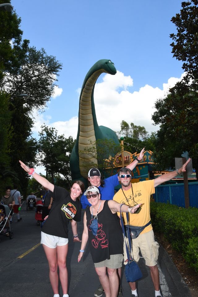 #KeepingUpwiththeBluejays

Mary and her family got to take some time and visit Mickey and Minnie at Disney! How fun does that sound?! 

#GoJays 💙🥎