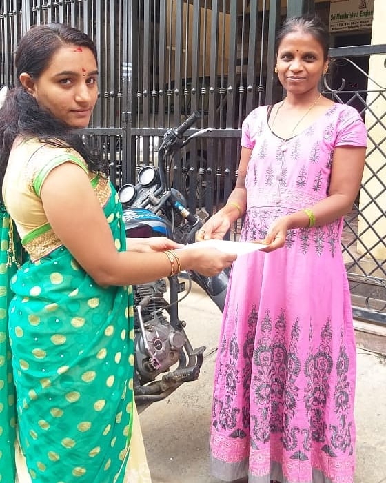 KesariFoundati1's tweet photo. ಕೇಸರಿ ಫೌಂಡೇಶನ್ ವತಿಯಿಂದ ದಿನಾಂಕ 30-07-2021 ರಂದು ಹಮ್ಮಿಕೊಂಡಿರುವ ಶ್ರೀ‌ ಲಕ್ಷ್ಮೀ ನಾರಾಯಣ ಸ್ವಾಮಿ ಆರಾಧಾನೆ ಕಾರ್ಯಕ್ರಮದ ನಿಮಿತ್ತ ಬ್ಯಾಟರಾಯನಪುರ ಕ್ಷೇತ್ರದ ಭದ್ರಪ್ಪ ಲೇಔಟ್ ನ ಶ್ರೀ ಗಂಗಮ್ಮ ದೇವಸ್ಥಾನದಲ್ಲಿ ಆಮಂತ್ರಣ ಪತ್ರಿಕೆ ಪೂಜೆ ಸಲ್ಲಿಸಿ ಪೂರ್ವಭಾವಿ ಸಿದ್ಧತೆಗಳ ಬಗ್ಗೆ ಚರ್ಚಿಸಲಾಯಿತು.

#laxminarayanaswamyaradane https://t.co/jg7Vr4MhRZ