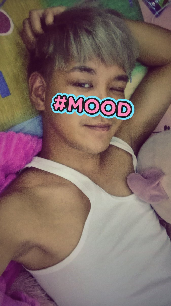 Tiger_POZ's tweet photo. Random things when I'm all alone in a room... Felt sexy then all of a sudden felt cute... 🥴😝🍑
#QuarantineMode https://t.co/IbF4NiCzMw