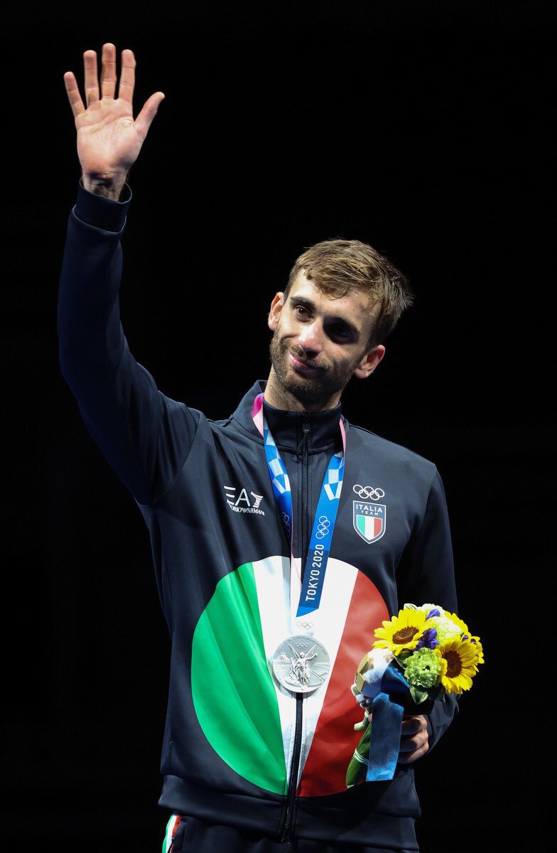 La seconda gemma olimpica della sua carriera! 🥈✨

Sei stato grande Dani! 👏🇮🇹👏

#ItaliaTeam #Tokyo2020 #Garozzo #Fencing <a href="/Federscherma/">Federscherma</a>