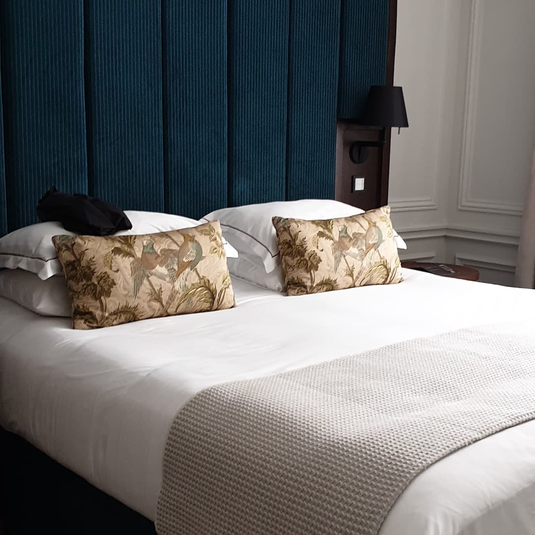 coylson's tweet image. Staying The Cheval Edinburgh Grand to celebrate our wedding anniversary.  Wow we are doing it in style this year.  #weddinganniversary #doingitinstyle #chevalcollection #edinburgh #luxury #spoiled @GreatNumber7s