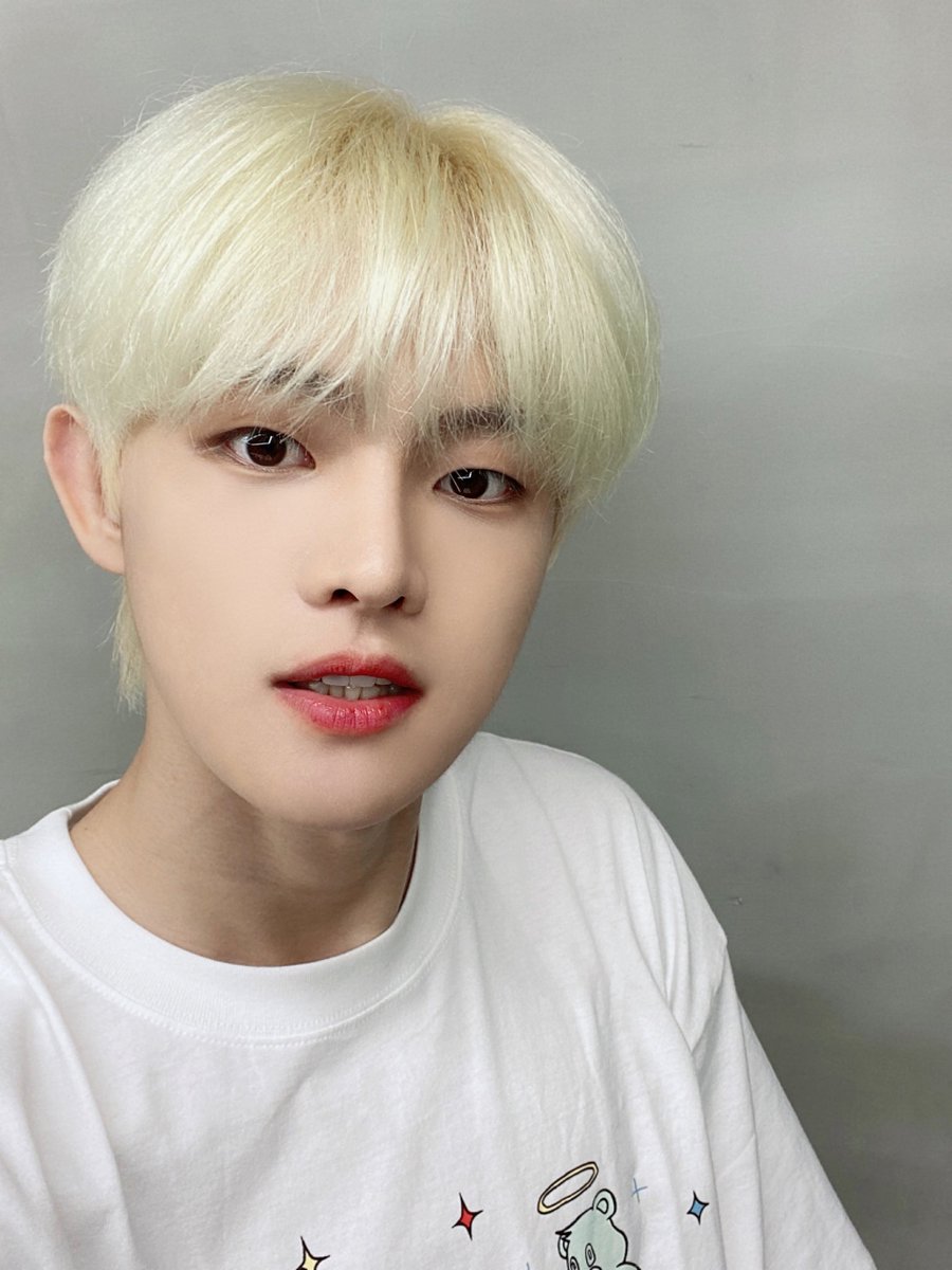 BAE173_member's tweet photo. [#제이민]
이번주도 힘내요 엘스❤️
#BAE173 #비에이이173
#JMIN https://t.co/u77y22WP4K