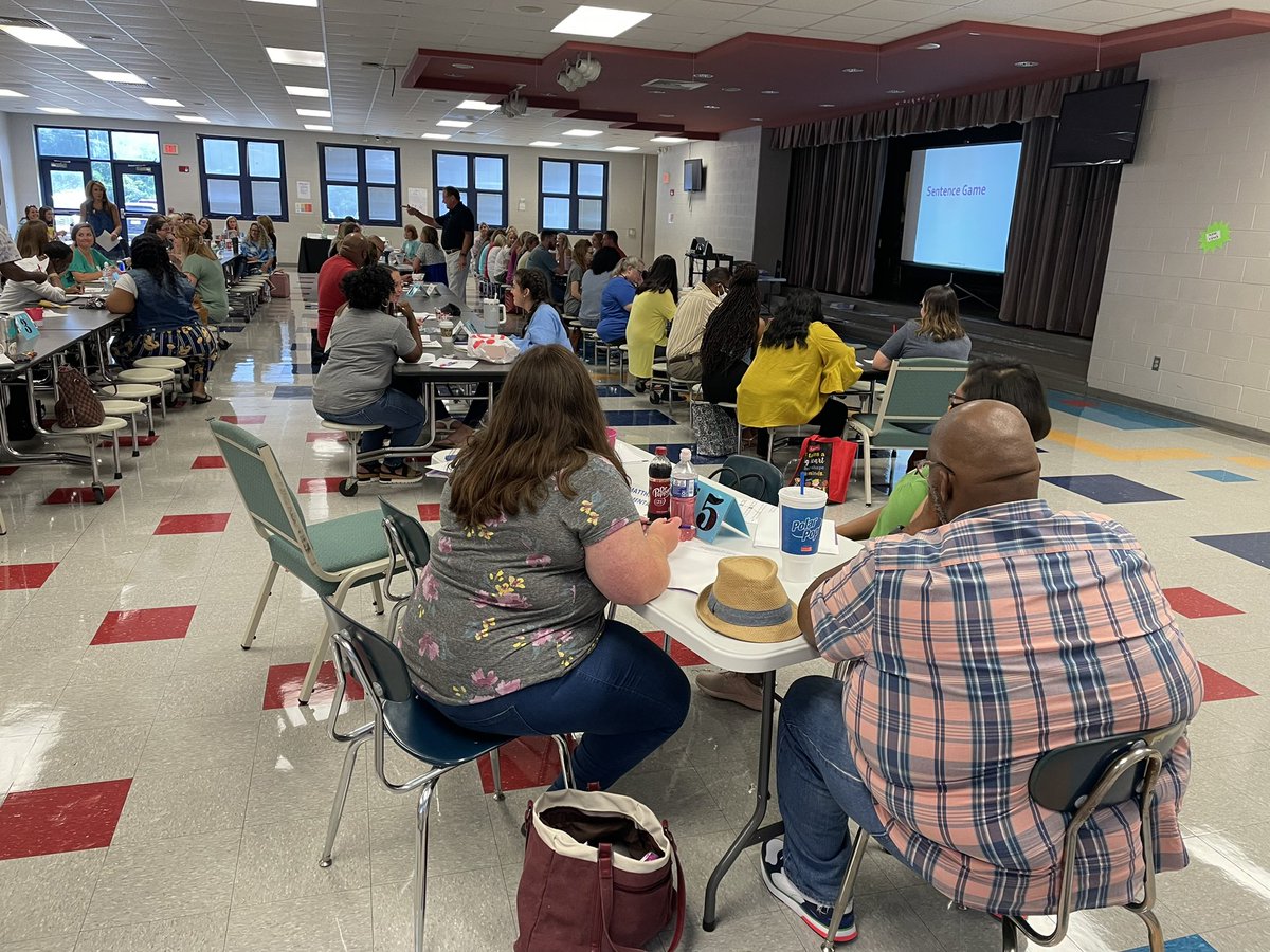 Kim Lavender tweet media