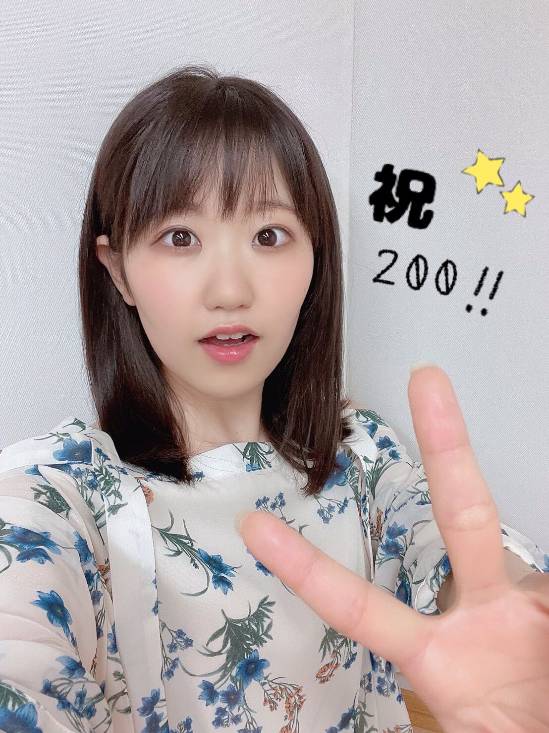 Twitter 上的 東山奈央 オフィシャル 東山奈央のラジオ リビング 0回を迎えました いつも一緒に盛り上げてくれてありがとうございます あんなにラジオが苦手だった私が 月曜夜に７年以上も楽しくおしゃべりできているのはみんなの温かいお便りや応援のおかげ