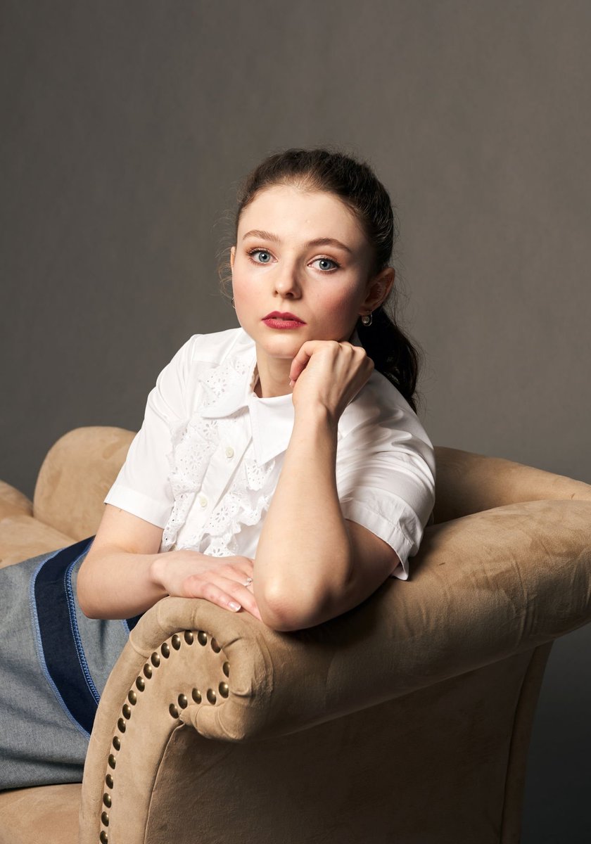 Happy Birthday to our lovely, talented, amazing, shining, humble, and precious Thomasin McKenzie! A wonderful 21 years of existence &lt;3