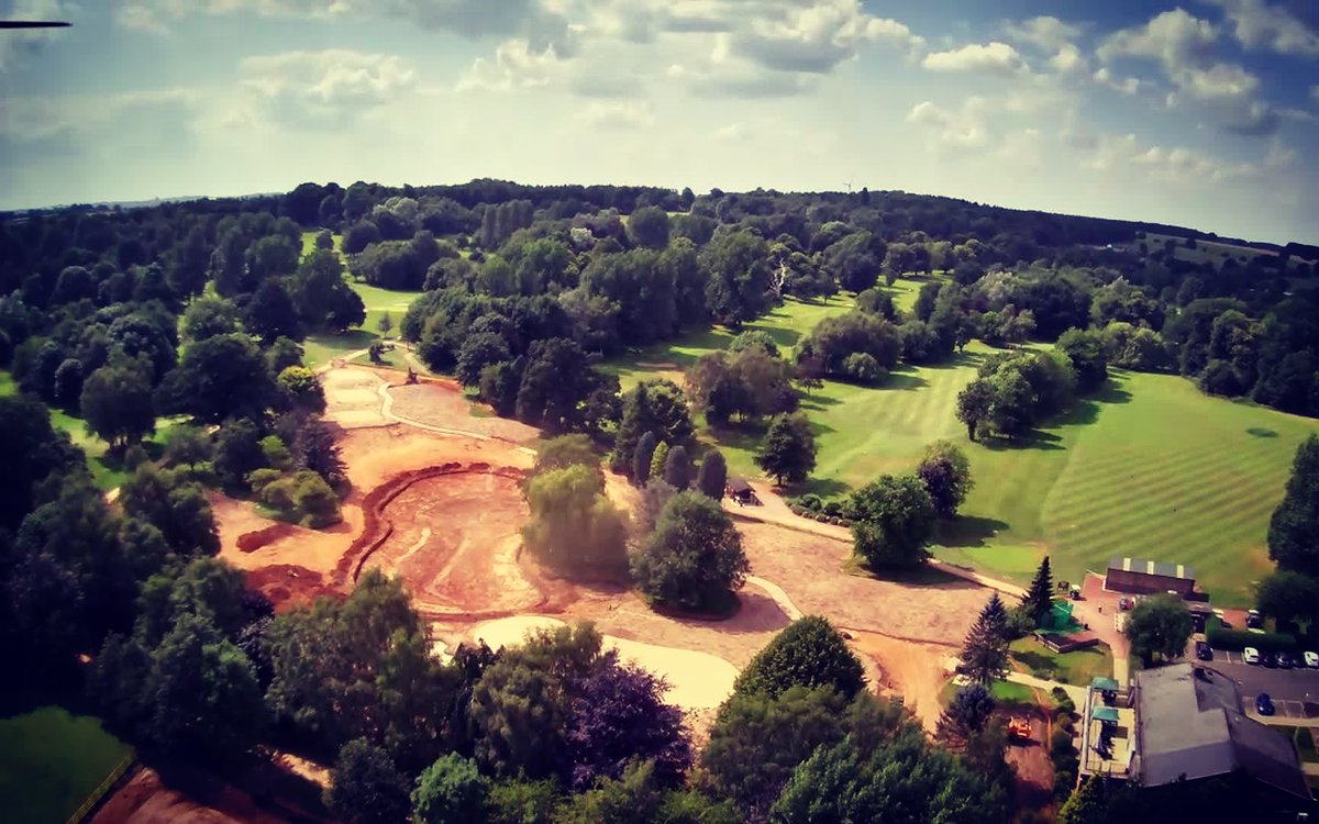 New and old blending together 😍⛳

#NewGolfCourse

#TheBigBuild #dronephotography #dronestagram #droneshots #arialphotography #arialshot #new #old #golfcoursearchitecture #golfcoursearchitect @MJAbbottLtd @AdrianJAbbott @HelmnPhil @MidlandsGolfer @RobRockAcademy