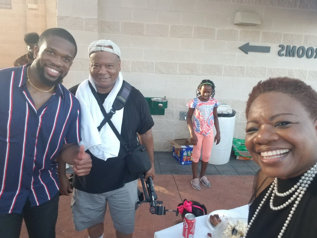 VanDellaMenifee's tweet photo. Love our City Councilman @callmejre! Bring our Grand CommUNITY together this way! We had so much fun! #livelifegrand https://t.co/qdowV7R0Y6