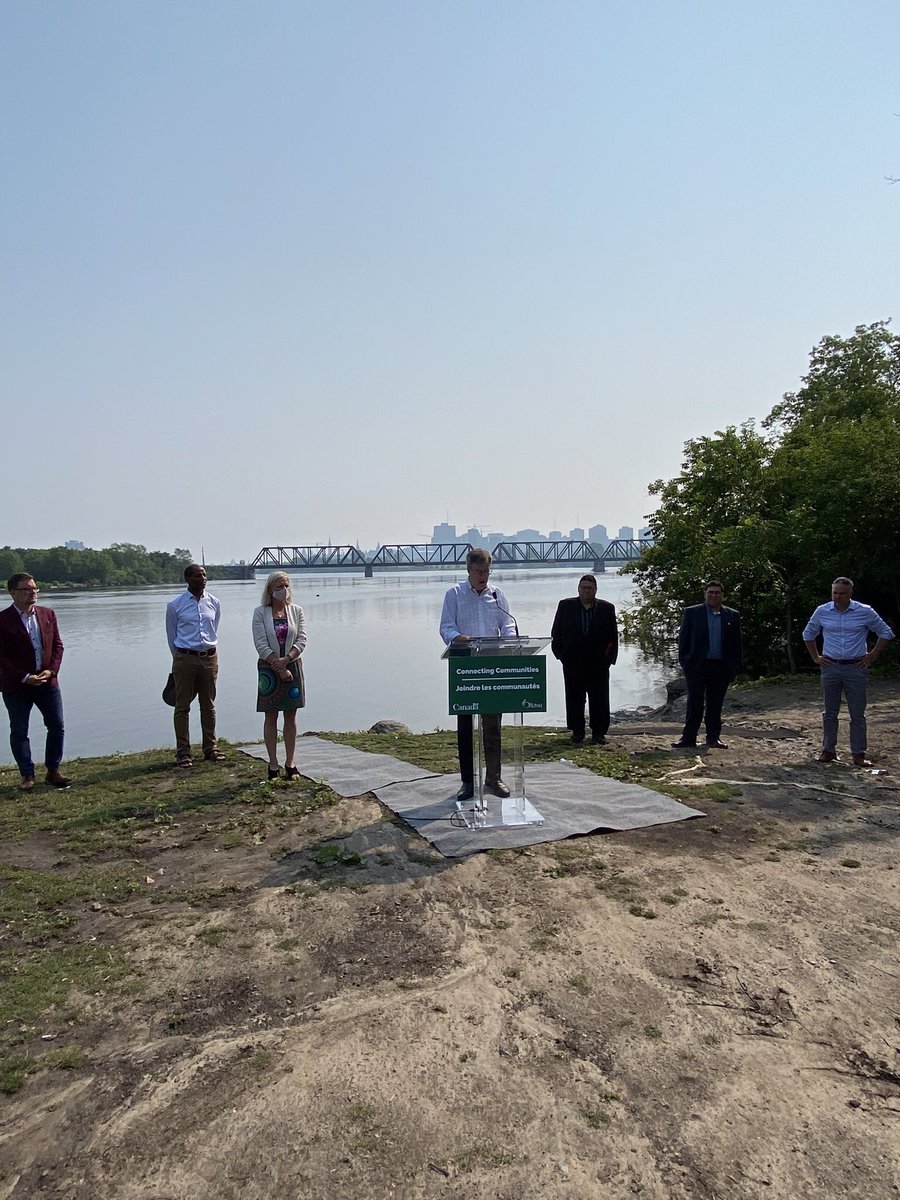 Transforming the Chief William Commanda Bridge into an active transportation corridor will connect communities in Gatineau and Ottawa, with benefits to our residents and the environment. Thank you <a href="/cathmckenna/">Catherine McKenna</a> for securing a federal investment to support this project!