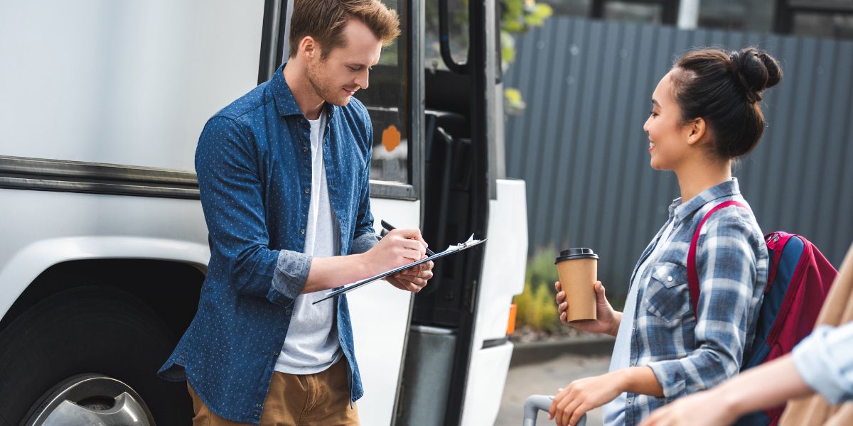 northfieldlines's tweet photo. 4 Benefits of Bus Charters for Company Outings https://t.co/e4eQn4BkKH https://t.co/GZXyQKc0BS