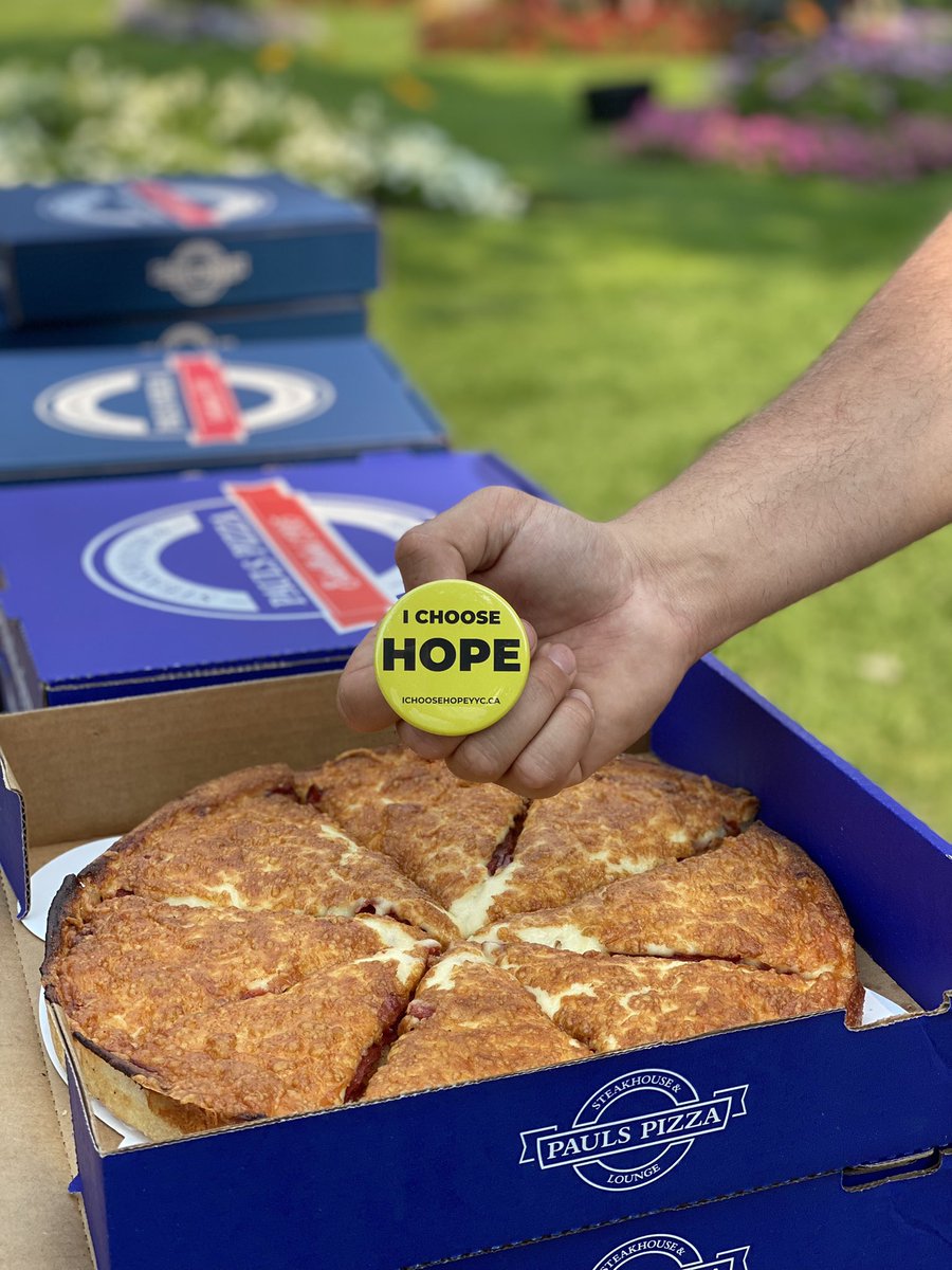 #IChooseHopeYYC THANK YOU @pauls.pizza Shawnessy for this DELICIOUS pizza! 🍕 For every pizza sold TODAY they are donating $2 to us as a part of their #PizzaWithAPurpose campaign!
ichoosehopeyyc.ca