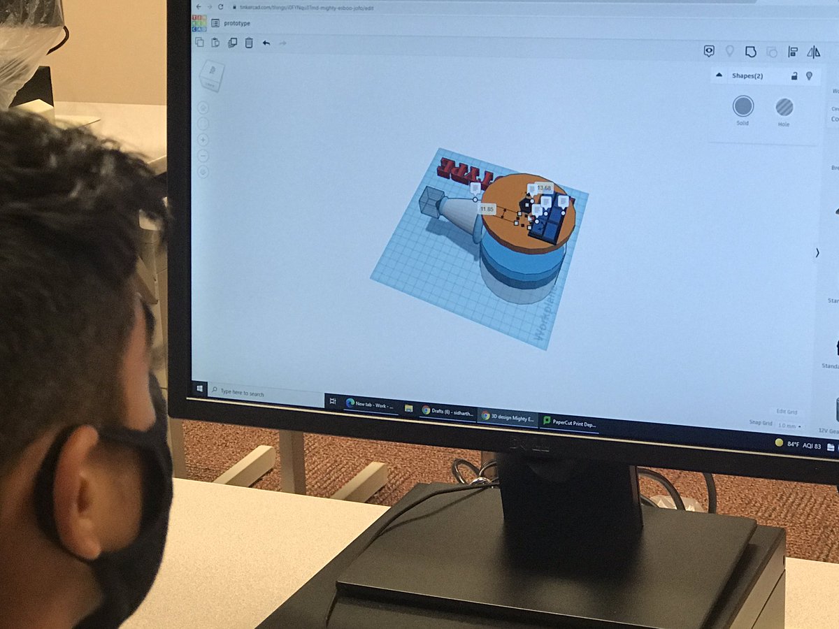 TeacherTechGuy1's tweet image. Things are starting to come together. It’s always interesting to see what students come up with when they are empowered to make their ideas real. #OYILTroy #OYIL