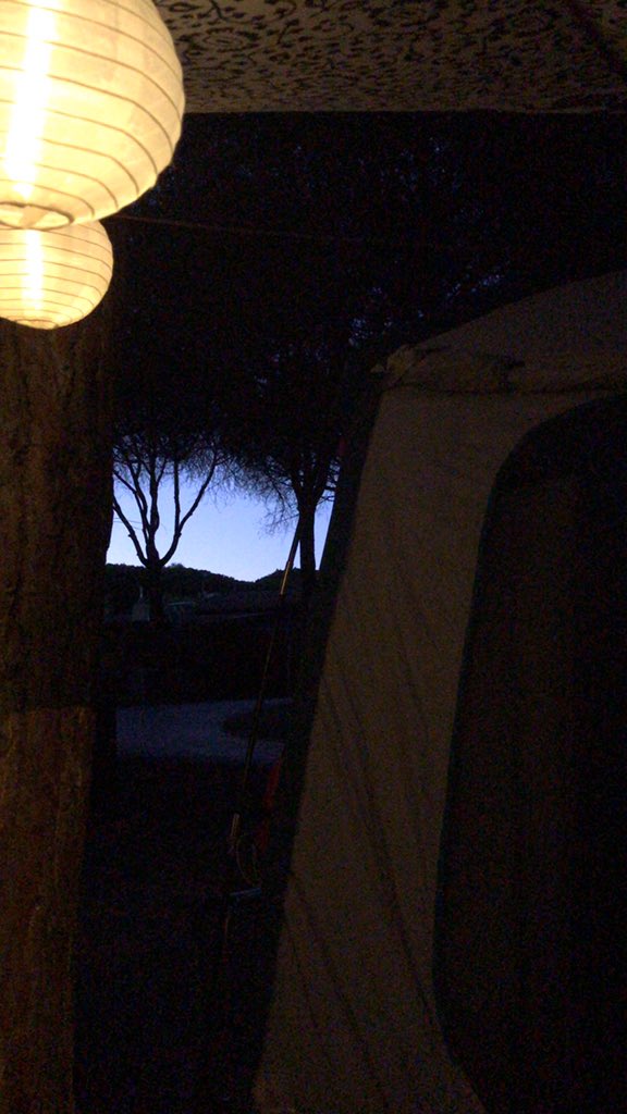 manolocolas's tweet photo. Que me gusta un camping!!! ¿¿¿¿Y a vosotros???? https://t.co/lCNzEefX7L