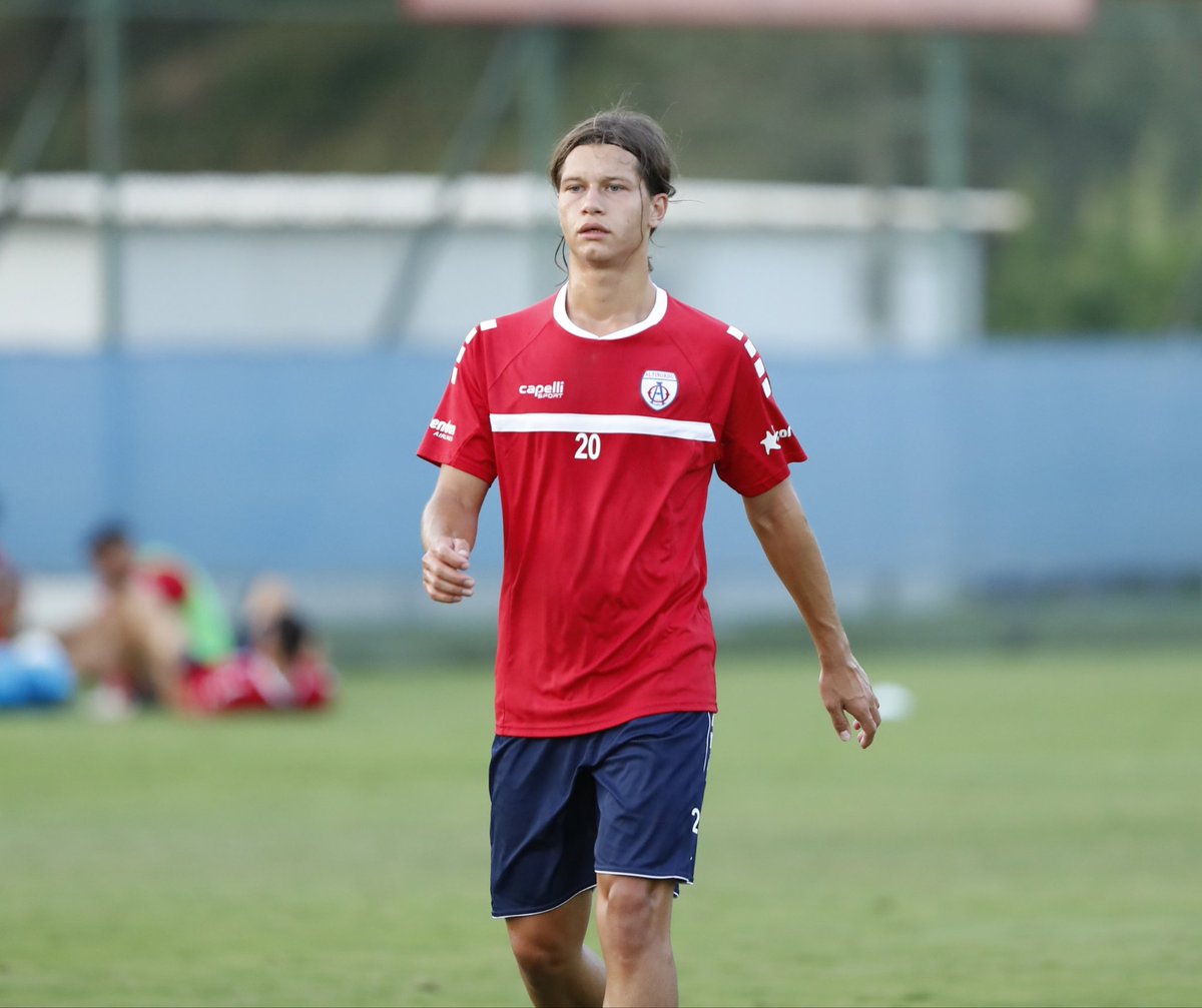 tayfuntatli20's tweet photo. 🐯💪❤💙 @AltinorduFK https://t.co/dQ2ejUGjK5