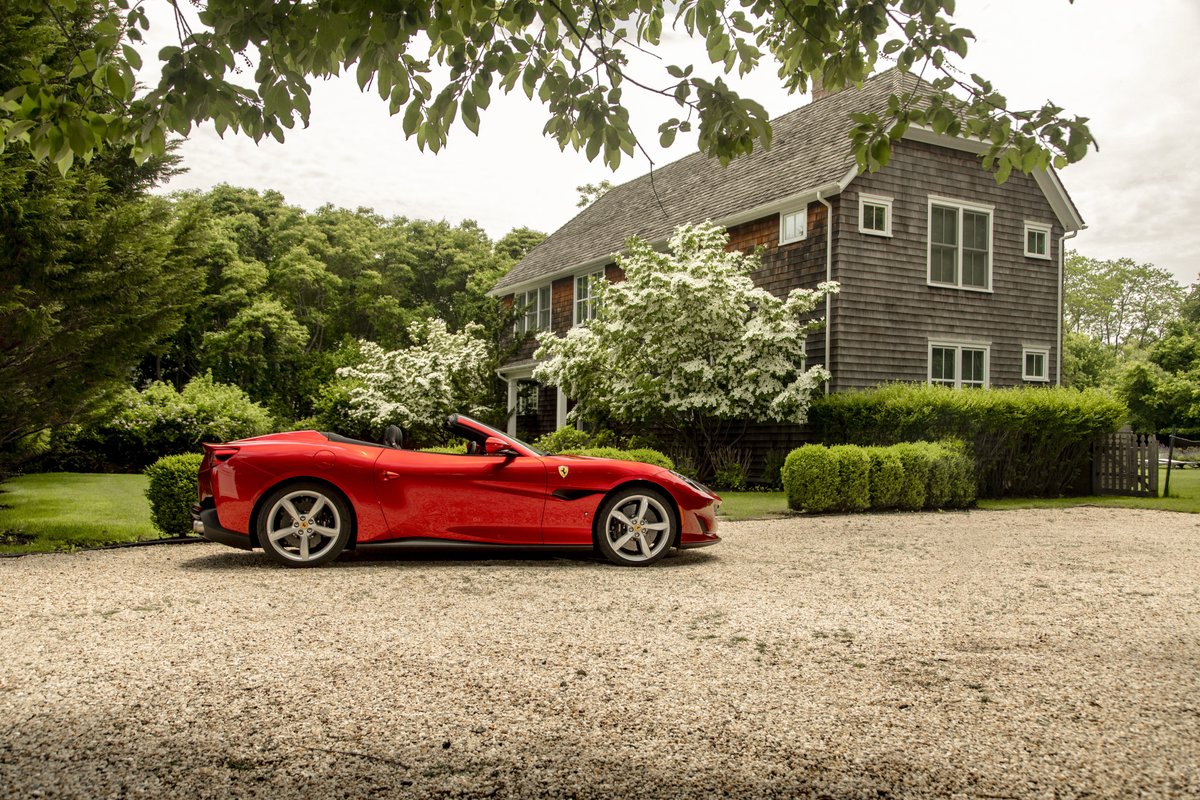 FerrariofRM's tweet photo. Pull up to your summer home in your most luxurious ride.

#Ferrari #FerrariClub #DrivingFerrari #FerrariofRanchoMirage #drive #carlovers #supercars #automotivephotography #ferrarilovers #ferrari_world #ferrariworld https://t.co/PmOssyHKXJ