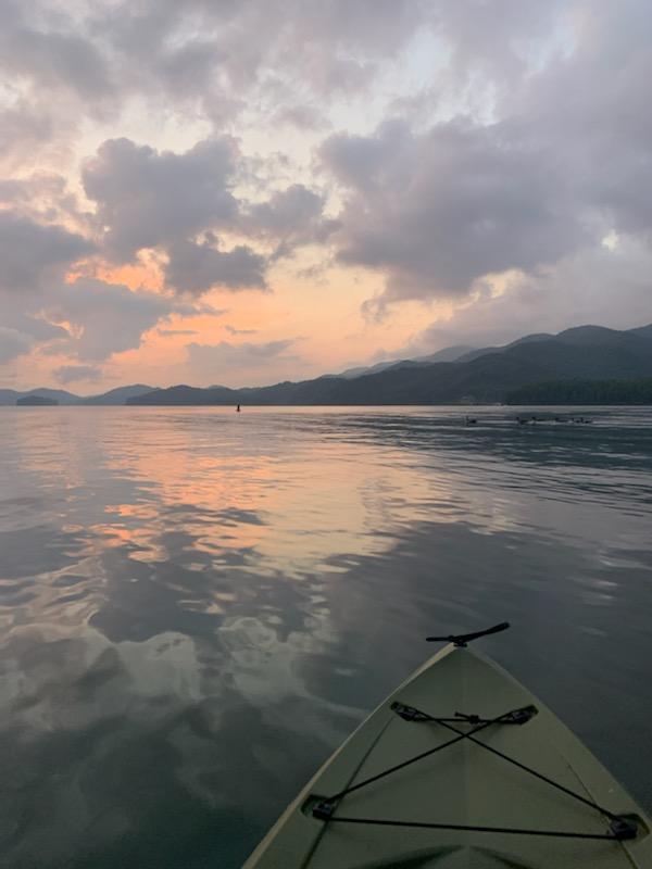 strongwellmc's tweet photo. Today's #manufacturing #afterhours post was submitted by a member of our machine shop team. He and his daughter recently captured these shots while on an early morning fishing trip at Watauga Lake in Elizabethton, TN. #NETN https://t.co/7RUaJrlMuY