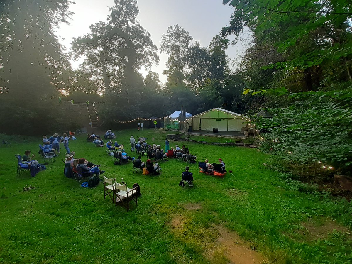 Messing about with Mole, Ratty, Badger and Toad in the Wild Wood... all rolled together into one at <a href="/thedellhitchin/">thedellhitchin</a> beautifully told.#hitchin