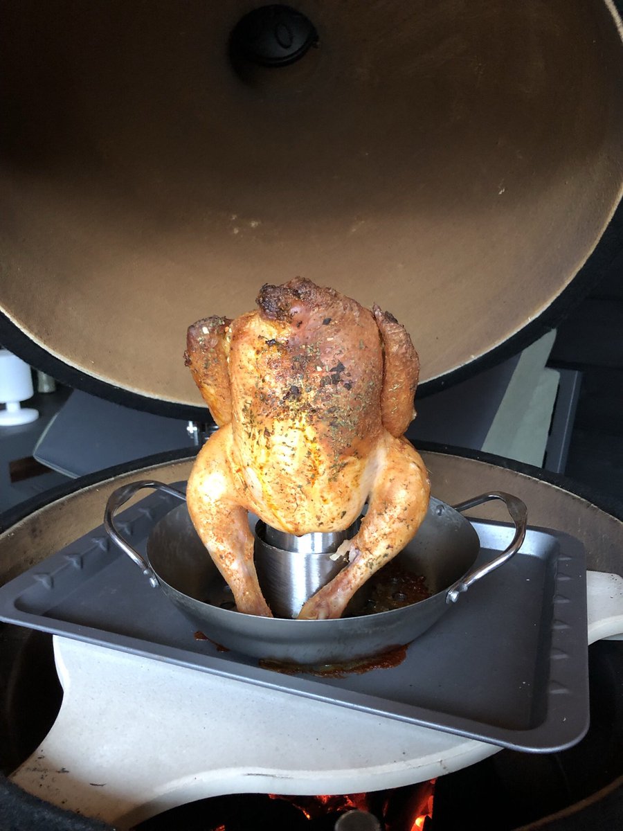 mario_kuiper's tweet photo. Na de #KamadoJoe is er ook de #KamadoMario direct of indirect geen probleem #workshop grillen is prima blijven hangen, ik denk nu na over een egg restaurant  #COVID19 houd mij nog even tegen 😉 wat een pracht aankoop #BBQ-en met #kerngetallen wie had dat ooit van mij verwacht 🍗 https://t.co/djxZcSkfVL