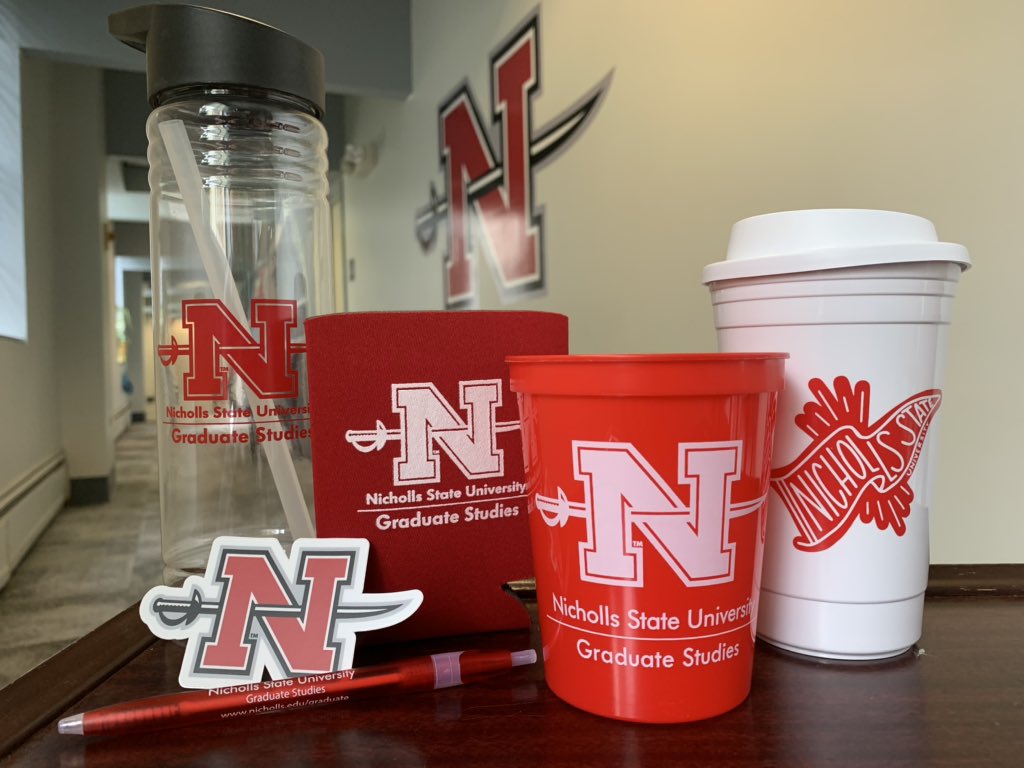 NichollsUGS's tweet photo. ‼️ GIVEAWAY ‼️

We are partnering with @NSUBookstore for a giveaway! One lucky winner will receive these @NichollsState prizes. 

Here's how to enter:
1. Follow @nichollsugs and @NSUBookstore 
2. Like and Retweet 
3. Tag 3 friends

Giveaway closes Friday, July 30th at noon! https://t.co/eAVvDgSLGS