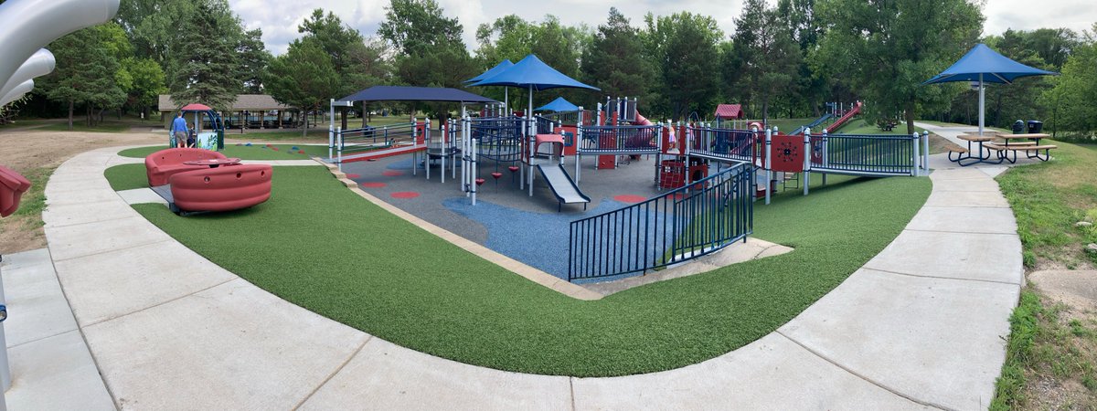 Today, on the anniversary of the Americans with Disabilities Act, we wanted to thank Friends of Roseville Parks (friendsofrosevilleparks.org) for their donation of the inclusive play expansion at Central Park Victoria. More info: cityofroseville.com/3500/Inclusive…