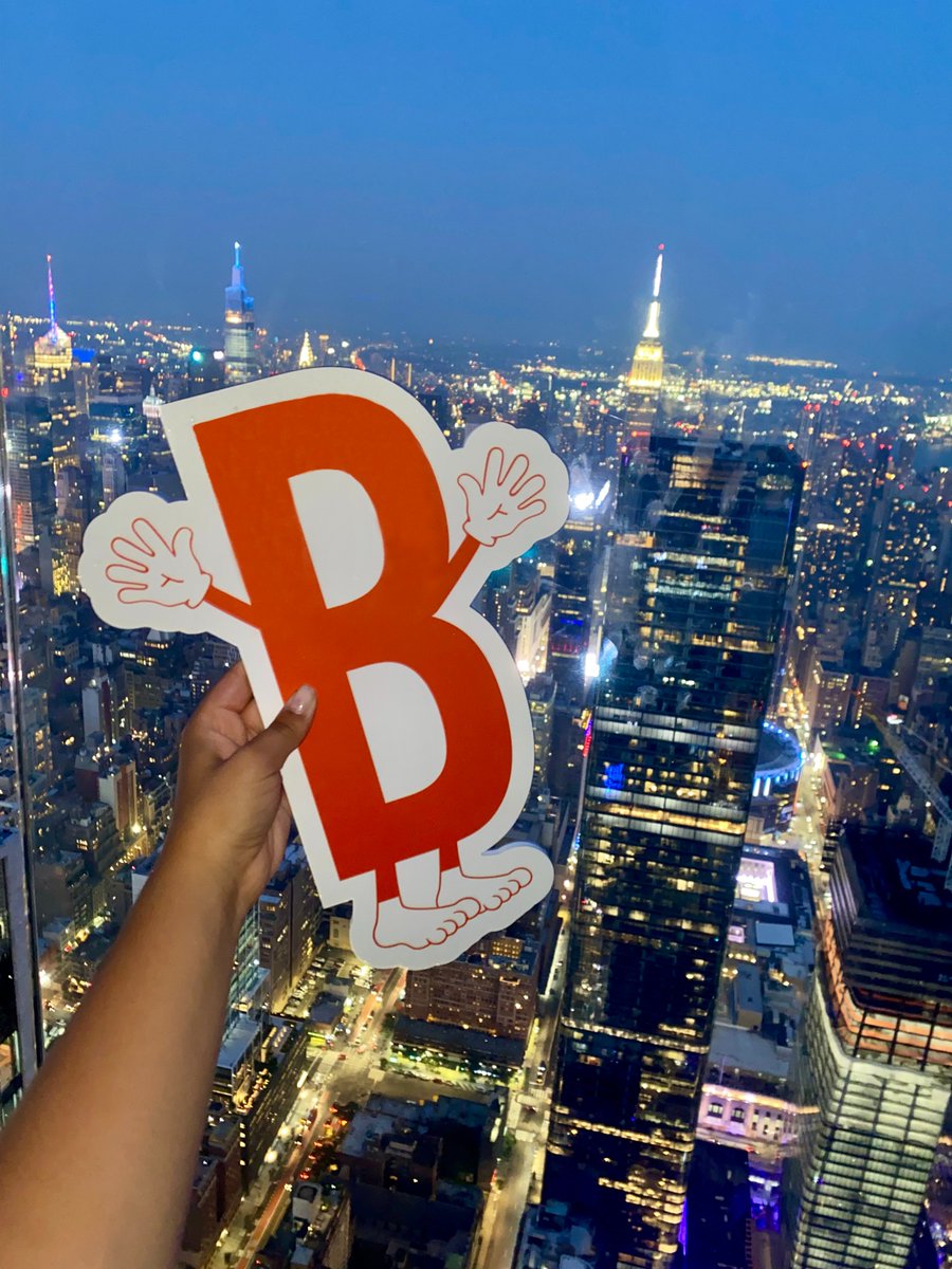 BarbourDesign's tweet photo. Where is Buddy??? He’s in NYC at the Edge! The Edge is the highest outdoor sky deck in the Western Hemisphere. Buddy also made a trip to Washington Square Park to come back down to earth.

#edgenyc #nyc #buddy #barbourdesign #newyorkcity #views #hudsonyards https://t.co/nzimVtSYDo