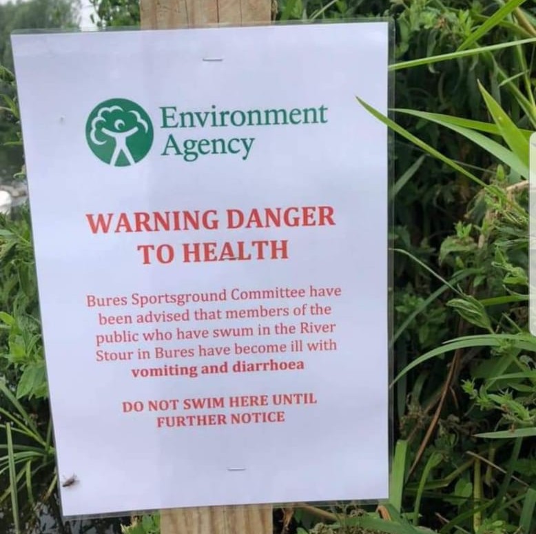 Please be aware of Environment Agency signage in Bures in relation to the River Stour 🏊

Please do not swim in this location until further notice. Thank you.