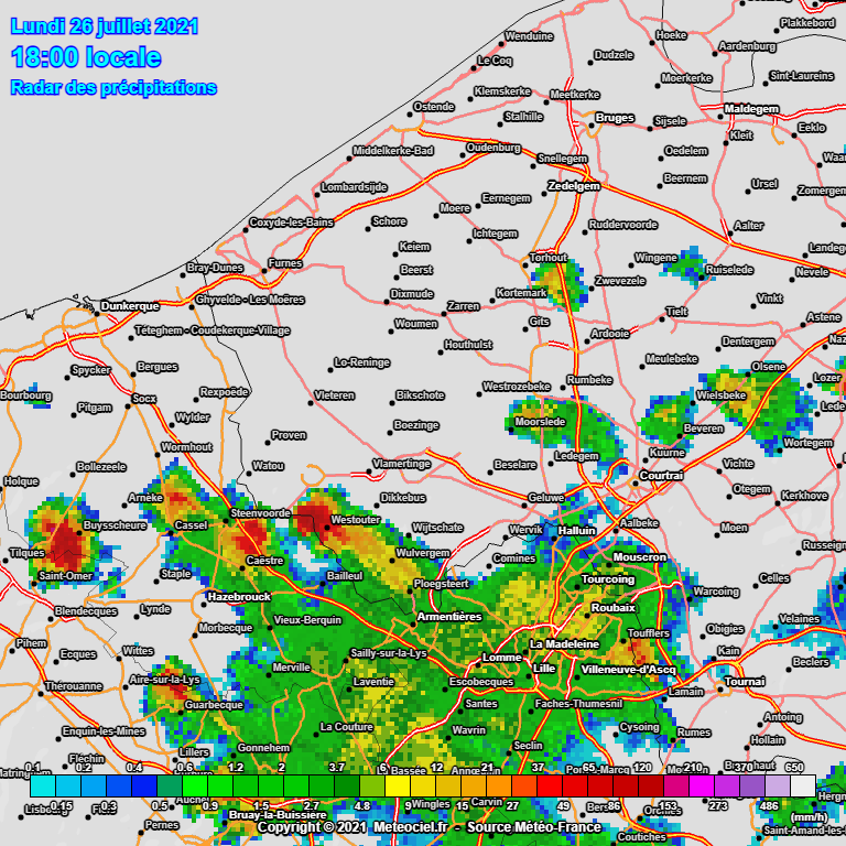 MeteoWard's tweet photo. Een nieuwe felle bui treft #Westouter. In #Heuvelland blijft het nog eventjes gieten. In #Kemmel ondertussen bijna 60 mm. #Loker staat op 44 mm. #onweer https://t.co/pz5vcJOU1o