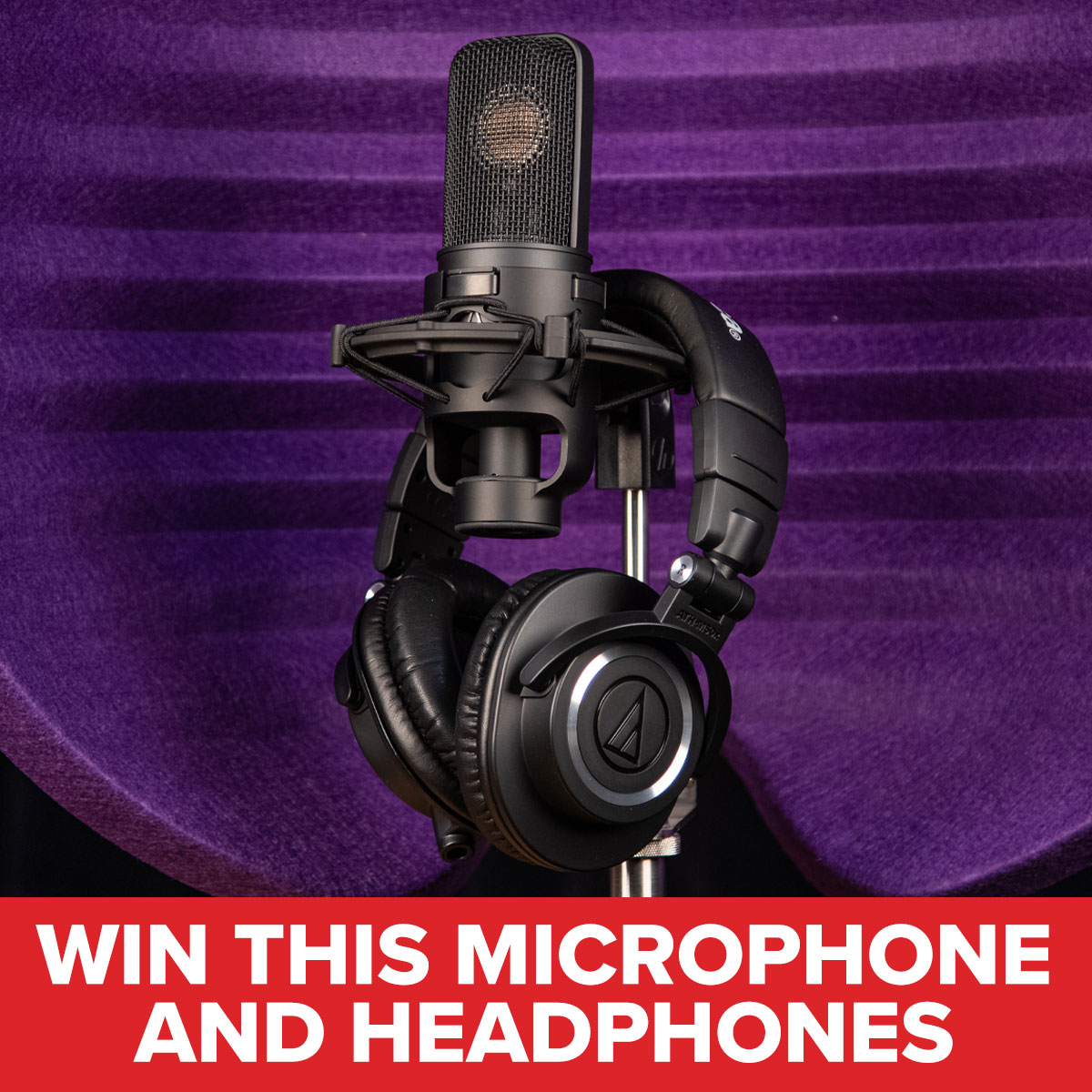 samashmusic's tweet image. #SamAsh #MoodliftMonday Givaway: Enter for a chance to win this @USAudioTechnica ATH-M50x Professional Studio Headphones and AT3030 Condenser Microphone!

Link in bio!