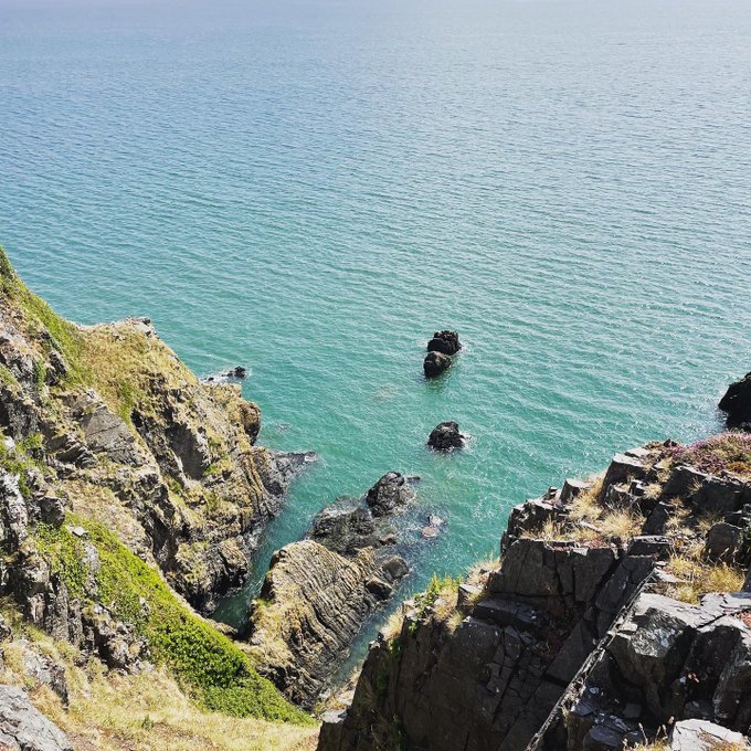Cliff walk round Balcary Bay today got the heart racing! 😬 https://t.co/jqm10HXsr0<a href="/tag/nufc"class="tags"><span>#nufc</span></a>