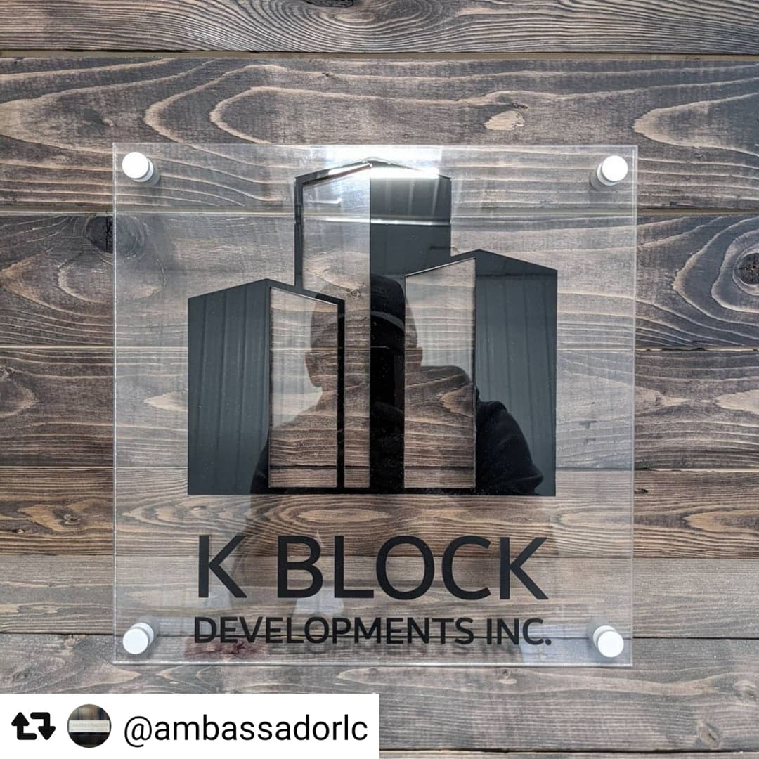 TrotecCanada's tweet photo. #madeinCanada 🇨🇦 on a Trotec laser 💥. Thanks for sharing @ambassadorlc , some amazing laser sign work! 👏
#laser #laserengraved #laserengraving #laseretched #laseretching #lasercutting #lasercut #rayjet #trotec #sign #signs #technology #business #signmaking #signmaker https://t.co/aKtWP1huF3