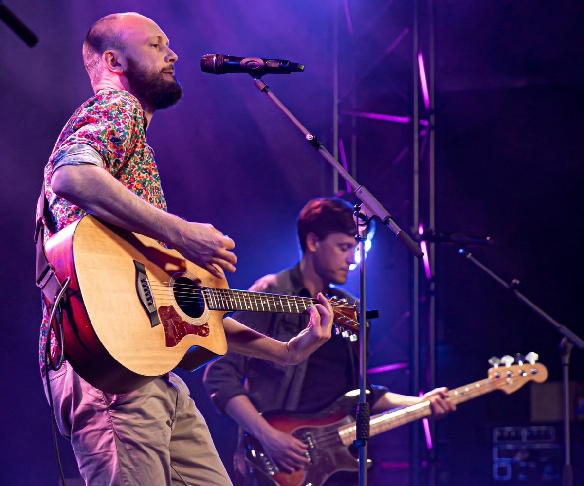 LietIntern's tweet image. Ynskriuwe foar Liet 2021 kin hjoed noch!

Doch dat hjir ▶️: liet.frl/skriuw-dy-no-y…