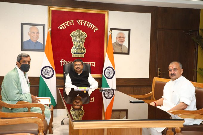 आईआईटी संस्थानों के दाखिले के लिए जेईई (एडवांस्ड) 2021 की परीक्षा 3 अक्टूबर को होगी
