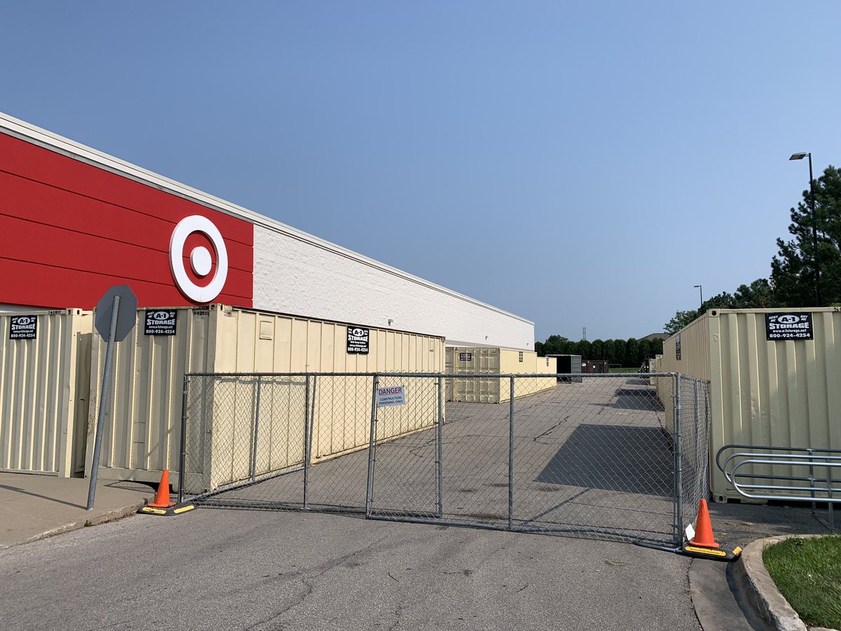 kurtdgriebel's tweet image. Remodel #2 at T1768 for me is off and running! 👷🏻‍♀️👷🏻Thank you @TylerSchulteTGT for getting things off to a great start! Clean and organized just like it should be👍🎯@RobSpringer @Samantha_TGT @natelane39 @Le_Hulett @kelsey_ressler @KD_Kline @brittrader_TGT @Alicia_Michel21