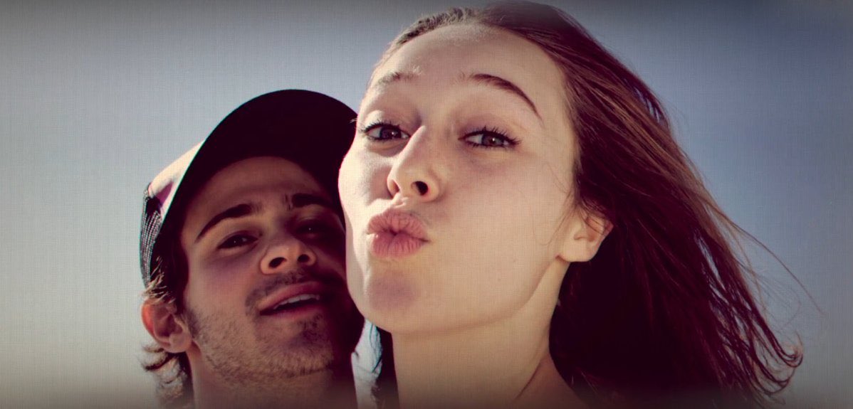 whatever you’re dealing with right now, please, do not give up and keep fighting 
life is filled with beautiful moments to experience and memories to make
you’re an incredible and strong person, nothing or no one can stop you 
so please, keep going, keep standing up 🤍✨