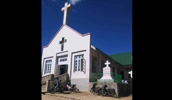 About 20 SAC surrounded Khanan Church &amp; abducted vice chairman, a woman &amp; 3 youths with false accusations of setting fire on SAC’s informant’s house without solid evidence. LET US BREATHE #StopSACFromRobbingO2 #July26Coup  #WhatsHappeningInMyanmar