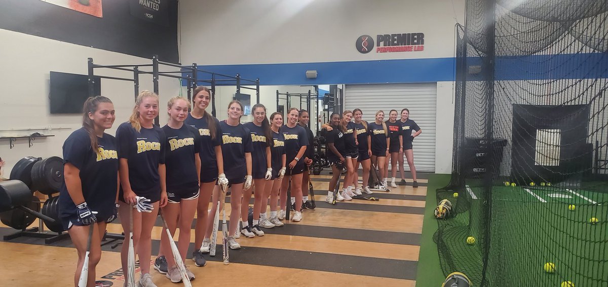 A little BP on our off day at PGF18U Premier Nationals. Bracket play begins at 8 am tomorrow vs Carolina Elite @ HB Field 1 . # Rockstrong