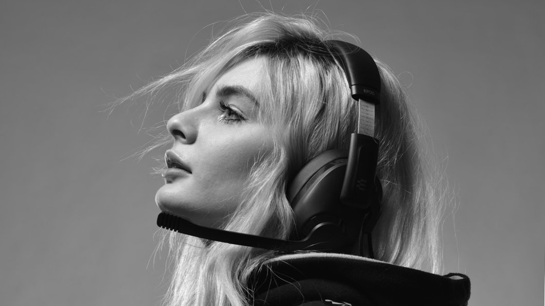 🚨G I V E A W A Y 🚨
Zusammen mit @eposaudiogaming, verlose ich ein brandneues H3 Headset. Mit dabei: Eine süße Autogrammkarte! 😳

💚 @eposaudiogaming &amp; <a href="/MissMoeppi/">MissMoeppi</a> folgen
😍 Like da lassen
🔁 Retweet nicht vergessen

Viel Glück (05.08.2021 wird der Gewinner gezogen). 🍀