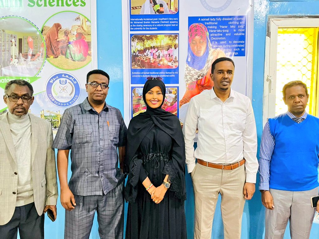 SYMUK_'s tweet photo. We would like to thank you all for helping to achieve this tremendous milestone, including the Somaliland Community in the UK and Guernsey Overseas Aid for donating towards the kits. These lifesaving kits are now in the hands of professionals and ready when called upon 👩🏿‍⚕️🚑👨🏾‍⚕️ https://t.co/zhwtNW5gf6
