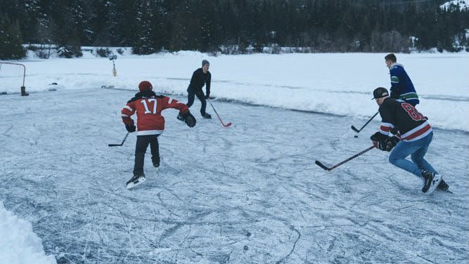 poisonlocket's tweet photo. contact sport | a noren au

     — rj is now a sophomore. his hockey team is great, his pies are better than ever, his youtube channel is really taking off. he thinks it’s shaping up to be a perfect year, but the world seems determined to make that impossible. https://t.co/1uNYGlaTIX