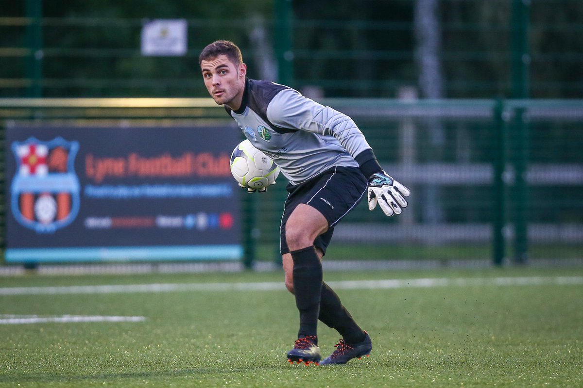AscotUnitedFC's tweet photo. ๐ #WelcomeBackSam
#YELLAMEN number 1๏ธโฃ @Sam_R_Gray has signed for 2021/22! ๐งค
https://t.co/JJfaZ0I6ye | #WeAreAscot ๐๐ https://t.co/NjpopBO53T