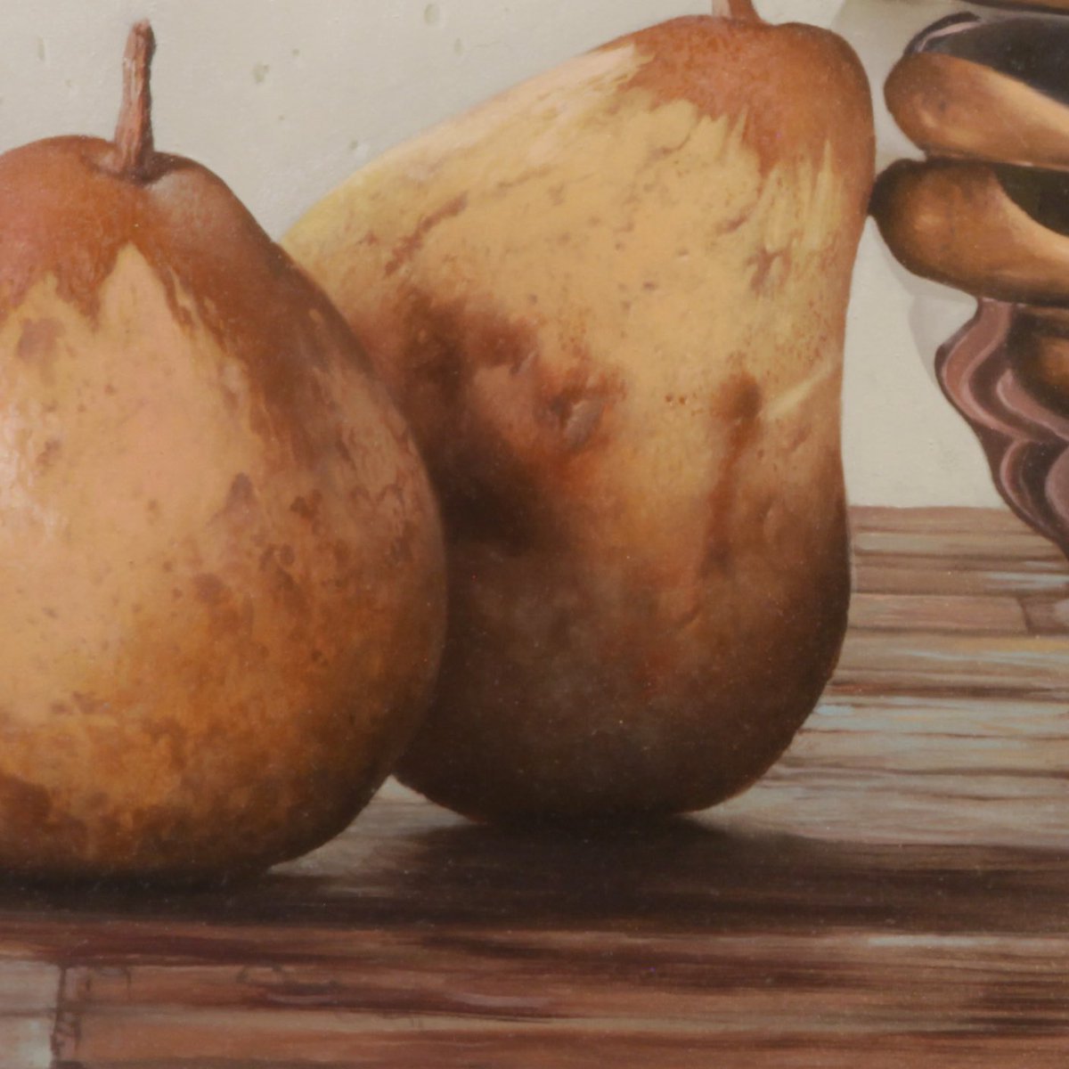 DeanWilsonArt's tweet photo. So I’ve been quiet on Twitter lately - I’ve mainly been putting together 3 pieces for an international art exhibition in Monaco next month. Here’s the first piece. It’s a bowl of fruit :) #art #oilpainting #hyperrealism #painting https://t.co/atc7eWiaEr
