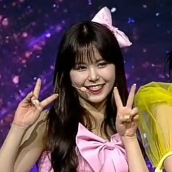 tiny__eu's tweet image. my little doll 🎀
#이유 #EVERGLOW #에버글로우 @EVERGLOW_twt