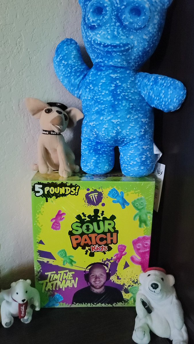 USMC_Toombs's tweet photo. Finally came today and since I know how much you love taco bell..I put the original taco bell dog on your box. https://t.co/lFzBfe3Puu