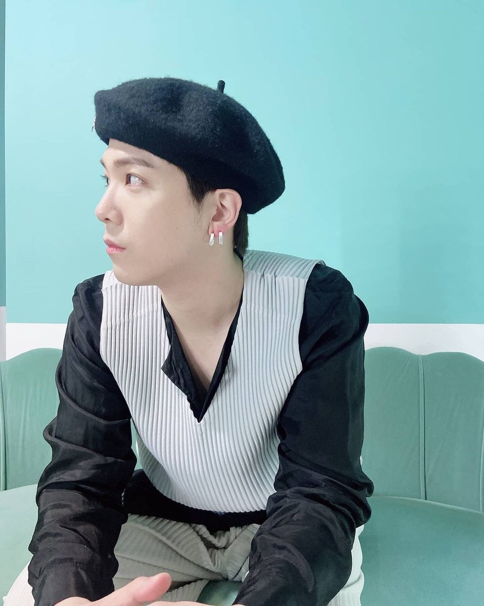 07.07.21| Hongki Instagram Güncellemesi:

"Birazdan mnet The Playlist'in ilk yayını!!
9:40!!! Ben de canlı yayın sunucusuyum!!! Gidek!!!(esprili yazmış)
@theplaylist.official"

_____
#FTISLAND #LeeHongki