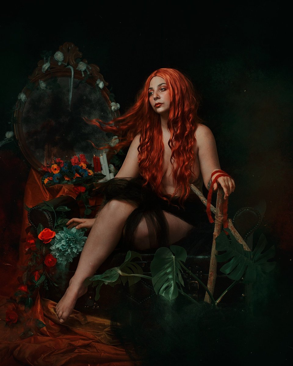 ✨ L I L I T H ✨
Más de 24 horas de trabajo sólo para esta foto.
Se merece y me merezco petarlo, amigas.
Un RT y te estaré agradecida de narices.