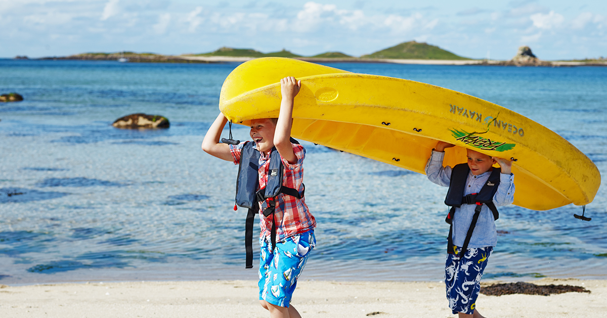 IOSTravel's tweet photo. How are you spending your summer holidays?
Why not venture over to the Isles of Scilly, for a day out with a difference, that the whole family can enjoy!
https://t.co/s3Xb5FnUdi
#DaysOnScilly #CornwallSummerHoliday #CornwallDaysOut #Scillonian #Skybus https://t.co/HXrBn9tSMW